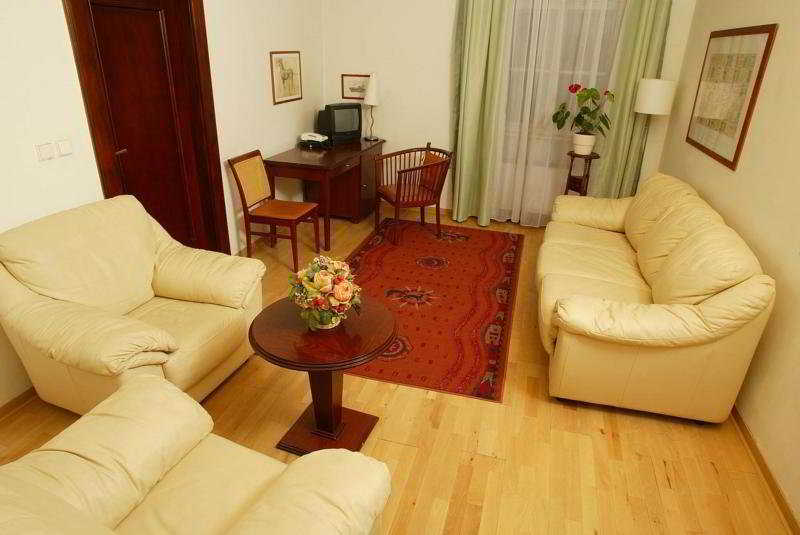 Hotel Cerna Liska Praha Exteriér fotografie